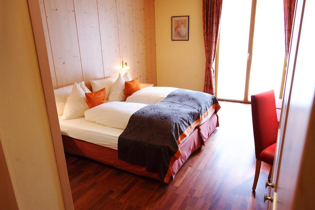 Living Max Hotel Zell am See Bagian luar foto